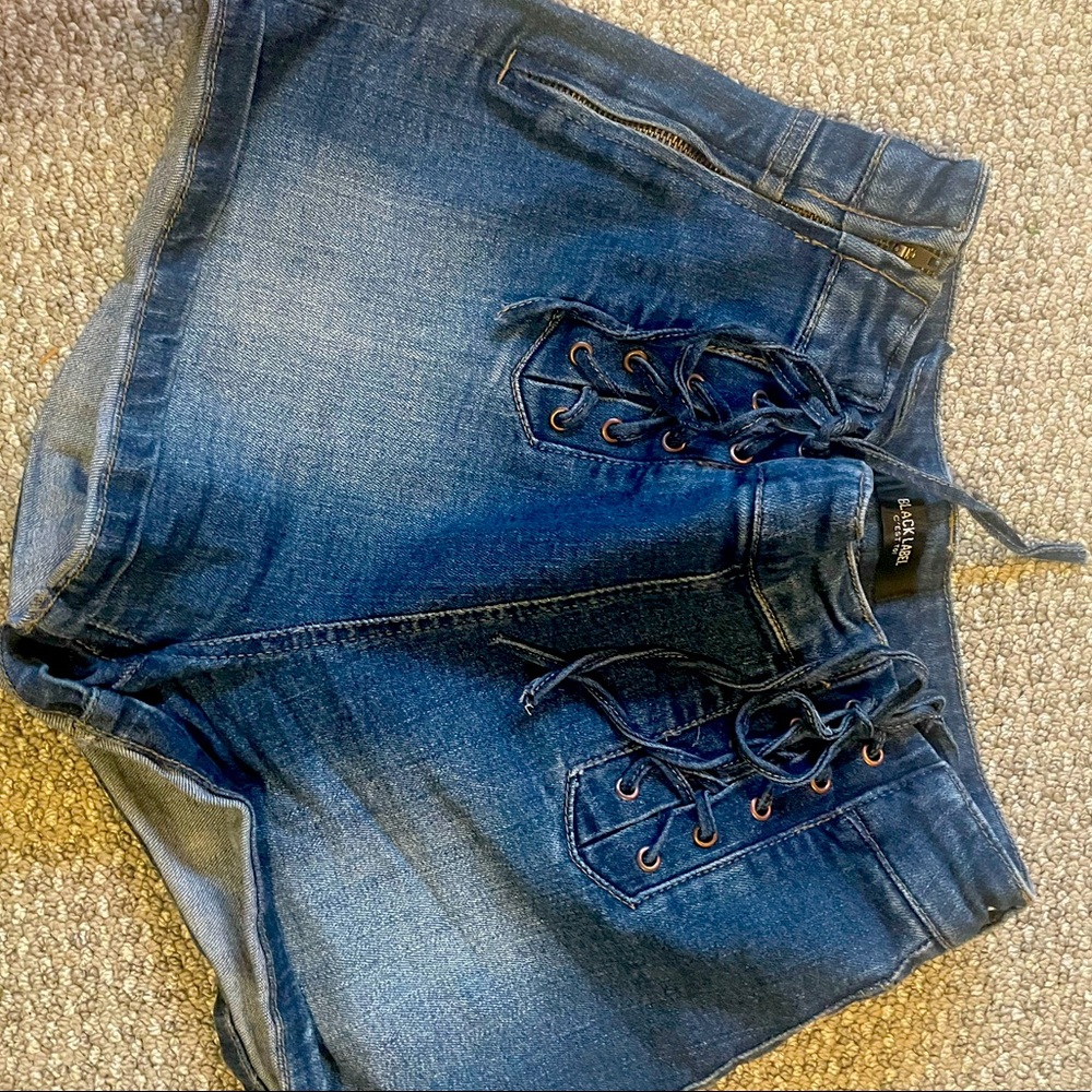 High Waisted/mid rise jean shorts